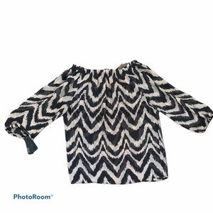 Alyx sheer blouse with 3/4 lengh sleeve size S